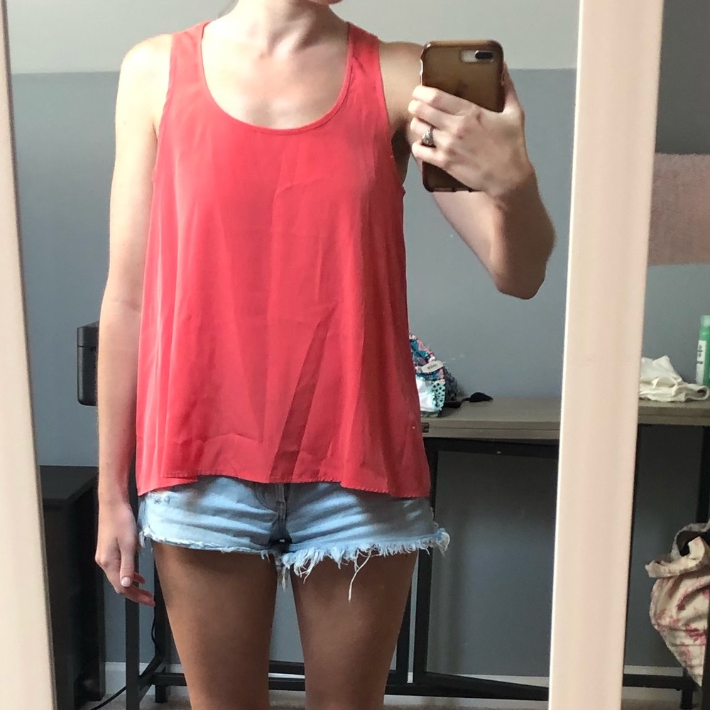 Sleeveless Top